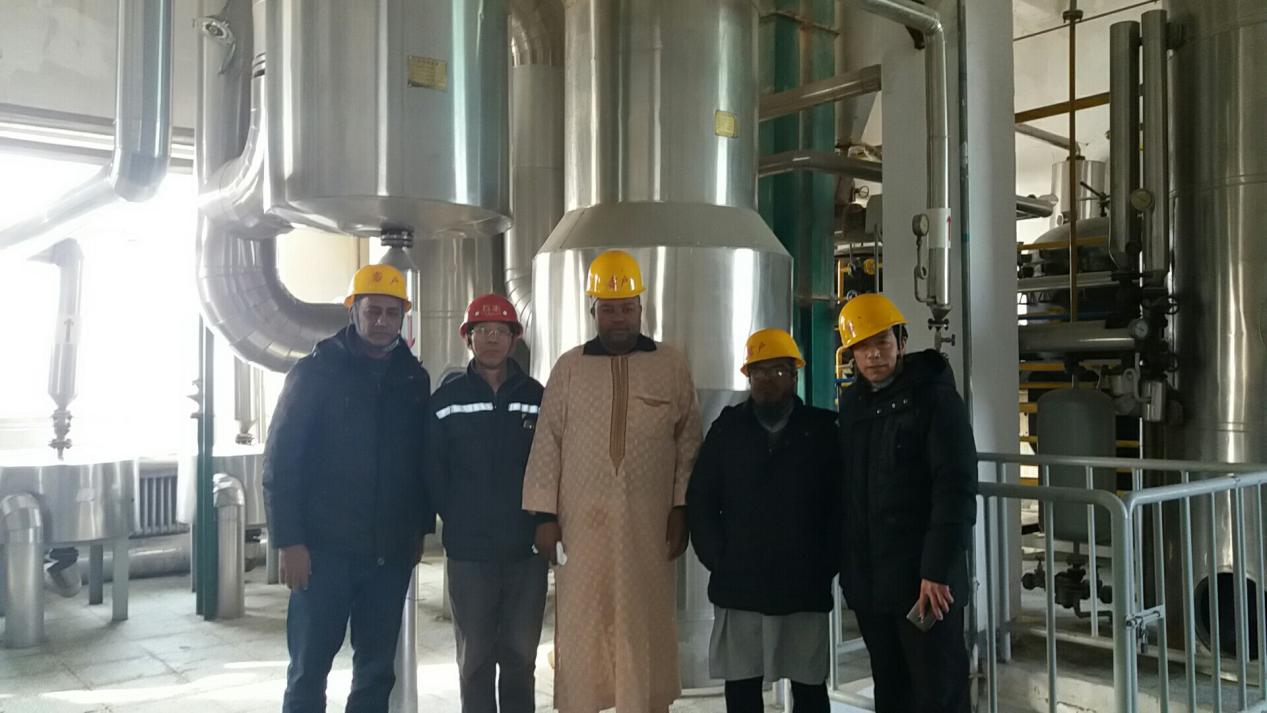 Vegetable oil refining machine